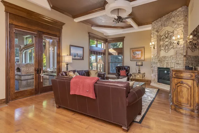 $1,090,000 | 47 Stonebrook Court, Bloomington, IL 61704