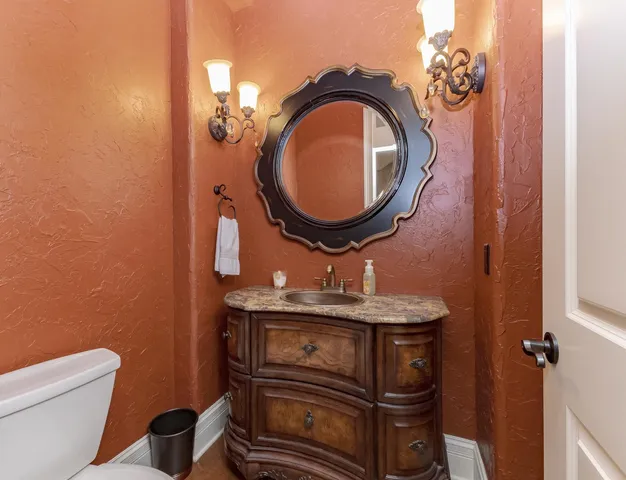 $1,090,000 | 47 Stonebrook Court, Bloomington, IL 61704