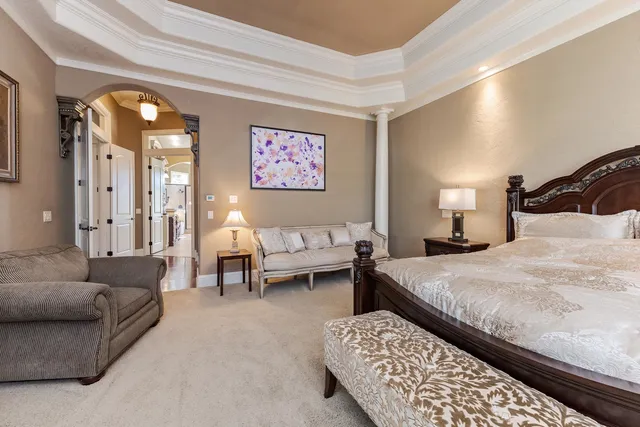 $1,090,000 | 47 Stonebrook Court, Bloomington, IL 61704