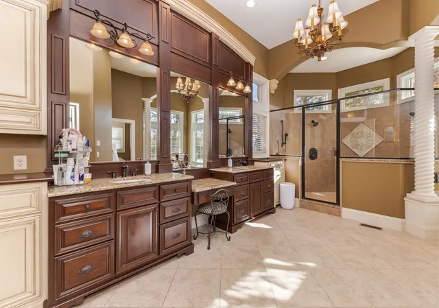 $1,090,000 | 47 Stonebrook Court, Bloomington, IL 61704