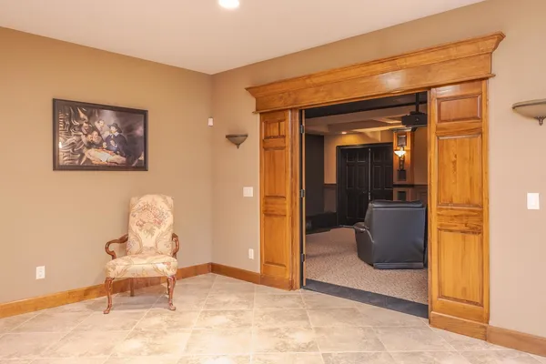 $945,000 | 47 Stonebrook Court, Bloomington, IL 61704