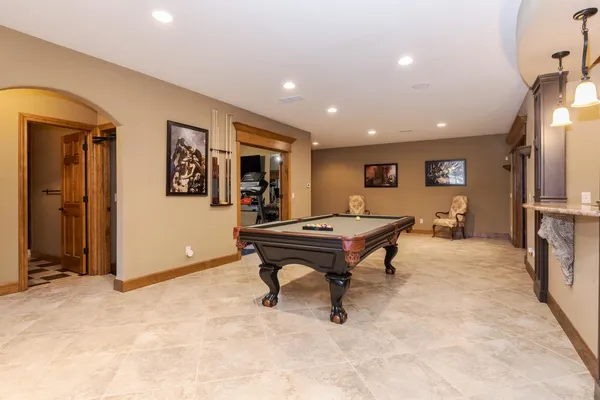 $945,000 | 47 Stonebrook Court, Bloomington, IL 61704