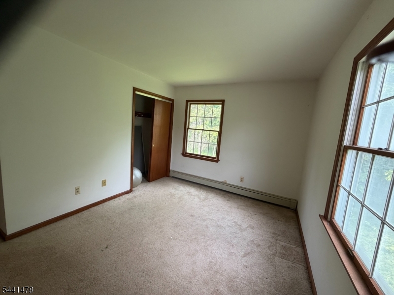 124 Perryville Road Pittstown, NJ 08867 - Photo 31 of 41
