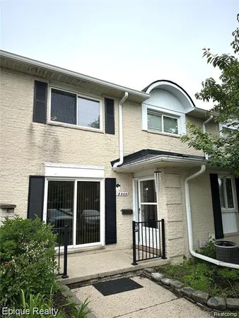 $1,650 | 8565 Hampshire Drive, Sterling Heights, MI 48313