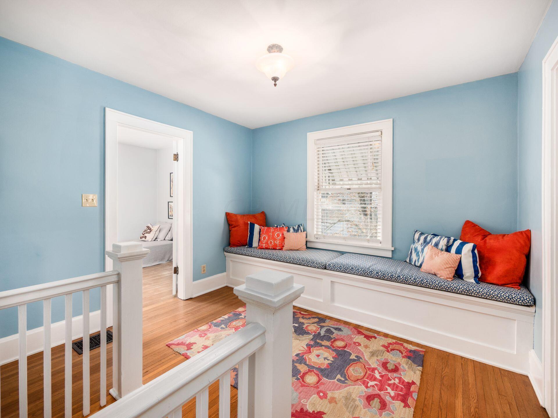 765 Vernon Road Bexley, OH 43209 - Photo 25 of 61 Second Floor Landing