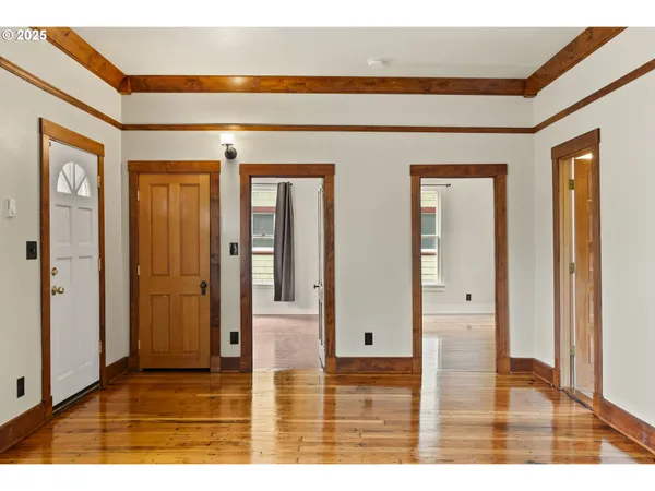 $379,000 | 1875 West 15th Avenue, Eugene, OR 97402