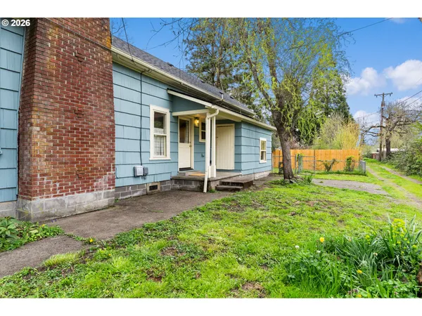 $379,000 | 1875 West 15th Avenue, Eugene, OR 97402