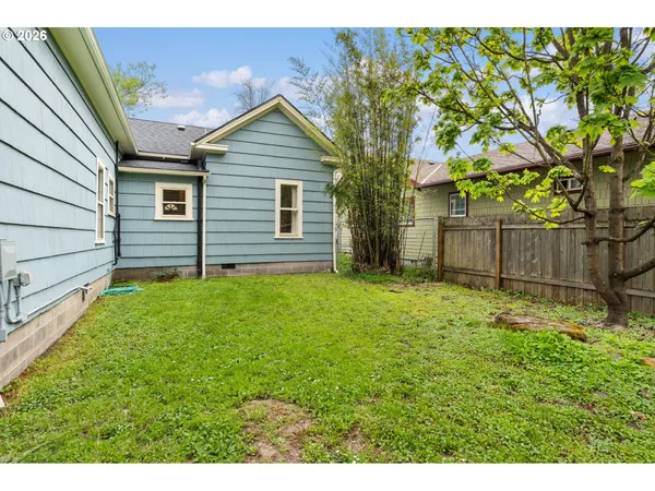 $379,000 | 1875 West 15th Avenue, Eugene, OR 97402