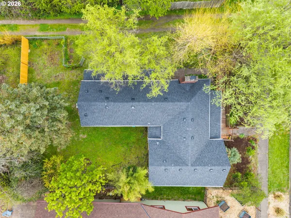 $379,000 | 1875 West 15th Avenue, Eugene, OR 97402