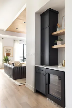 $990,000 | 505 Oak Street North, Unit 513, Fargo, ND 58102