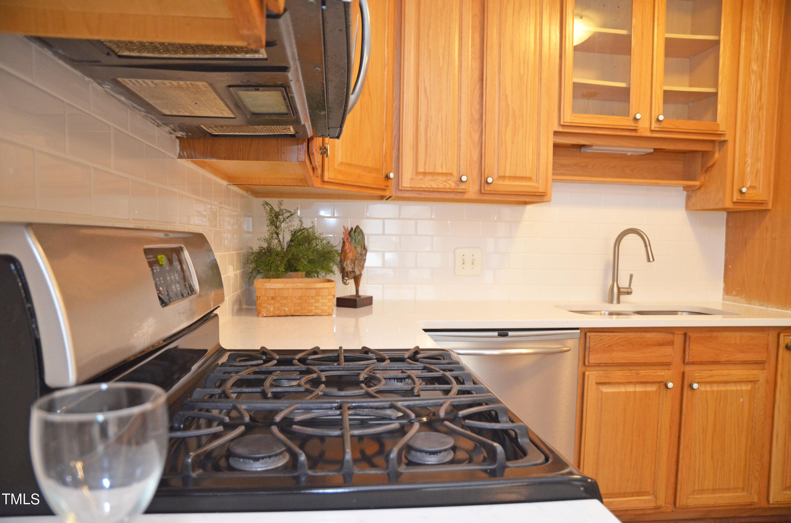 5708 Old Forge Circle Raleigh, NC 27609 - Photo 7 of 31 Kitchen Close Up 2
