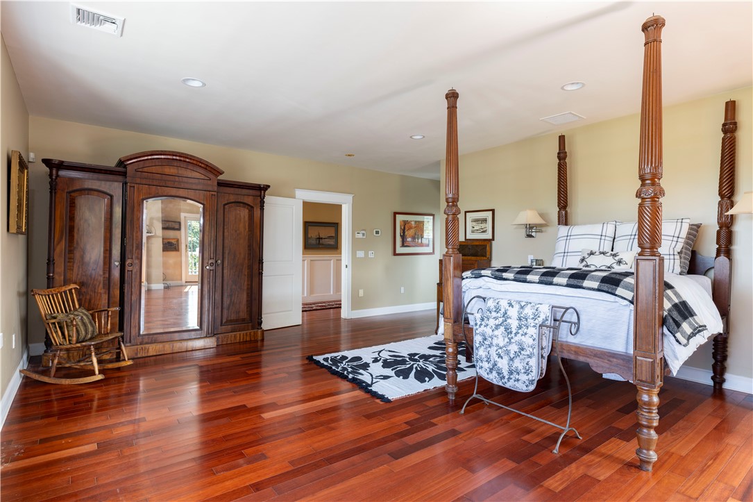 365 Boston Neck Road Narragansett, RI 02882 - Photo 28 of 50