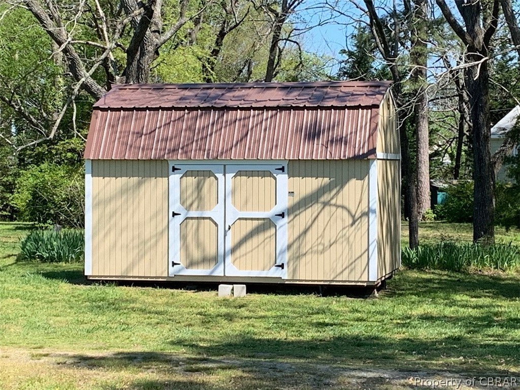 312 Eubank Landing Road Topping, VA 23169 - Photo 14 of 17 Storage shed