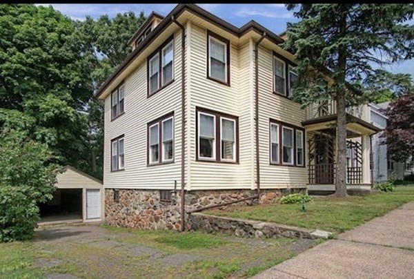 21 Bellevue Road Lynn, MA 01904 - Photo 4 of 25 Gallery Image 4