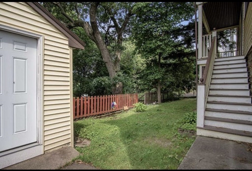 21 Bellevue Road Lynn, MA 01904 - Photo 6 of 25 Gallery Image 6