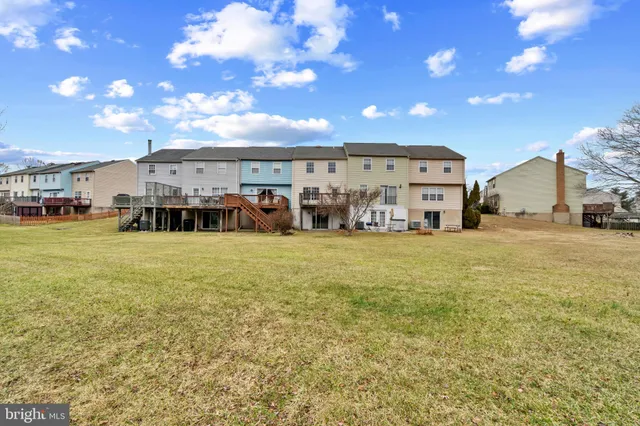 $275,000 | 41 Chesthill Court, Baltimore, MD 21236