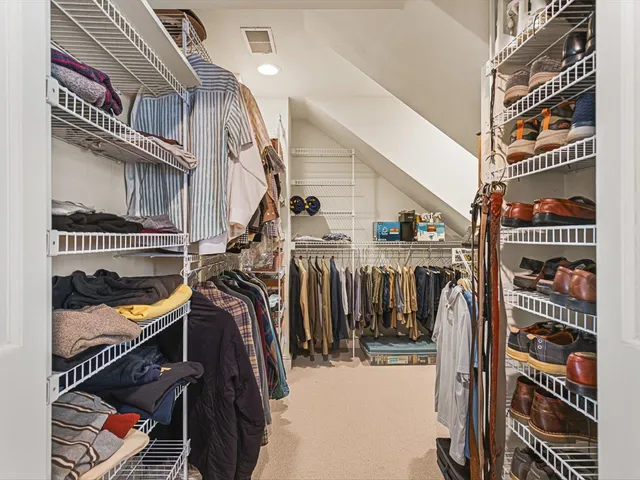 $398,000 | 811 Paris Avenue, Rockford, IL 61107