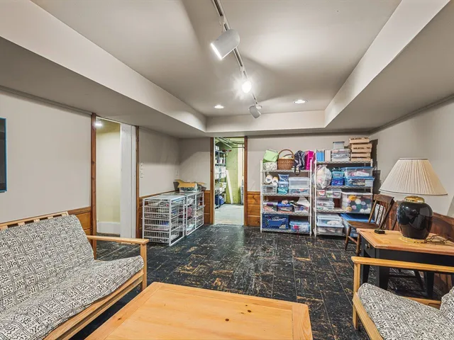 $398,000 | 811 Paris Avenue, Rockford, IL 61107