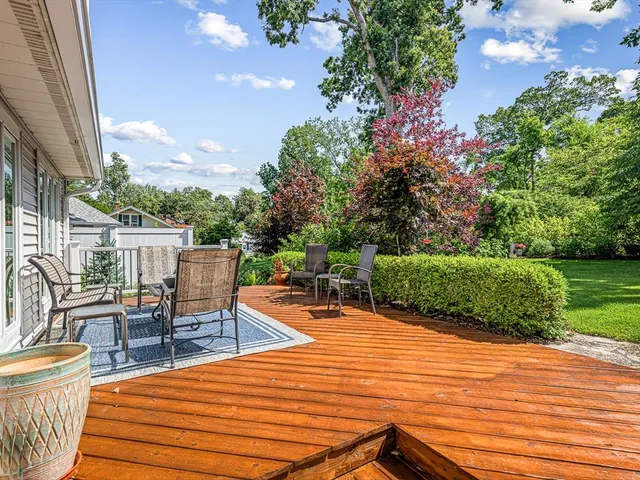 $398,000 | 811 Paris Avenue, Rockford, IL 61107