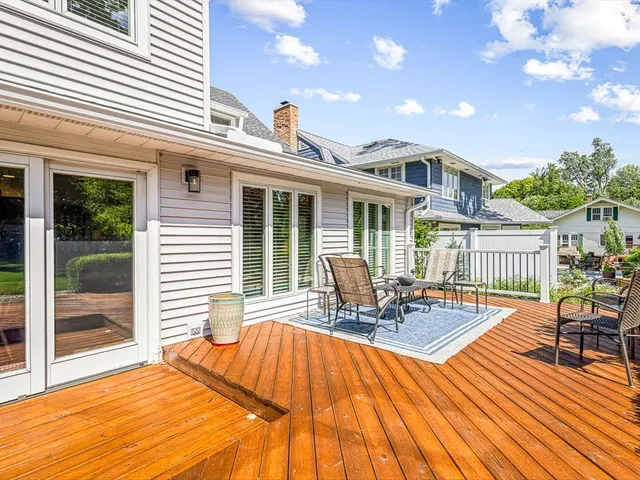 $398,000 | 811 Paris Avenue, Rockford, IL 61107