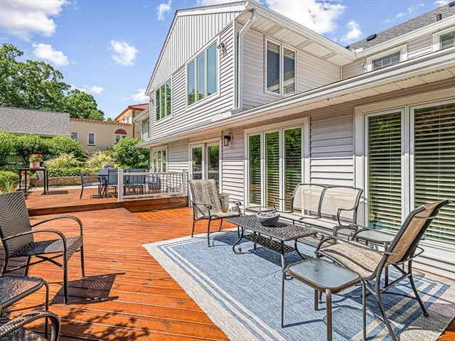 $398,000 | 811 Paris Avenue, Rockford, IL 61107