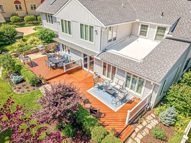 $398,000 | 811 Paris Avenue, Rockford, IL 61107