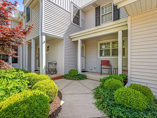 $398,000 | 811 Paris Avenue, Rockford, IL 61107