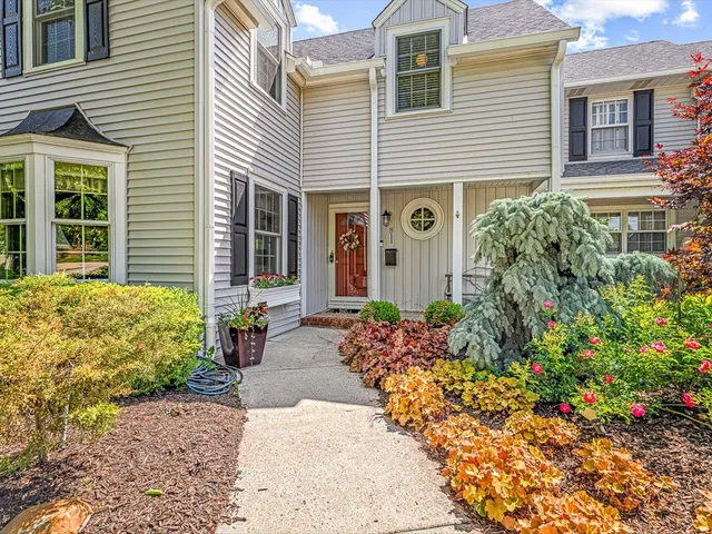 $398,000 | 811 Paris Avenue, Rockford, IL 61107