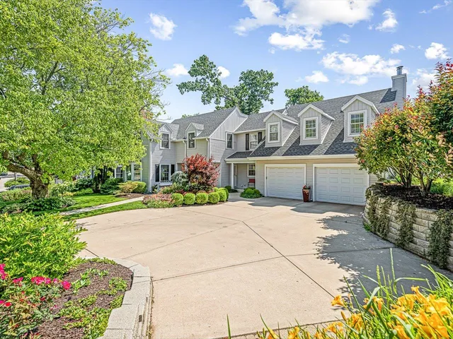 $398,000 | 811 Paris Avenue, Rockford, IL 61107