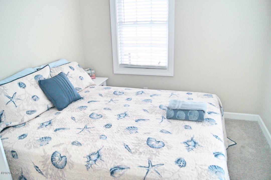 205 Hickory Point Road Aurora, NC 27806 - Photo 16 of 32 015_Bedroom2View2