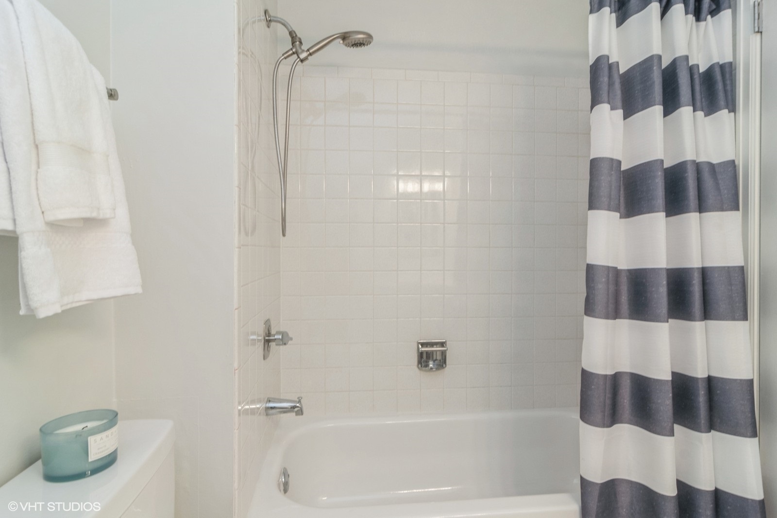 1038 Harbour Court, Unit 2B Wheeling, IL 60090 - Photo 13 of 24