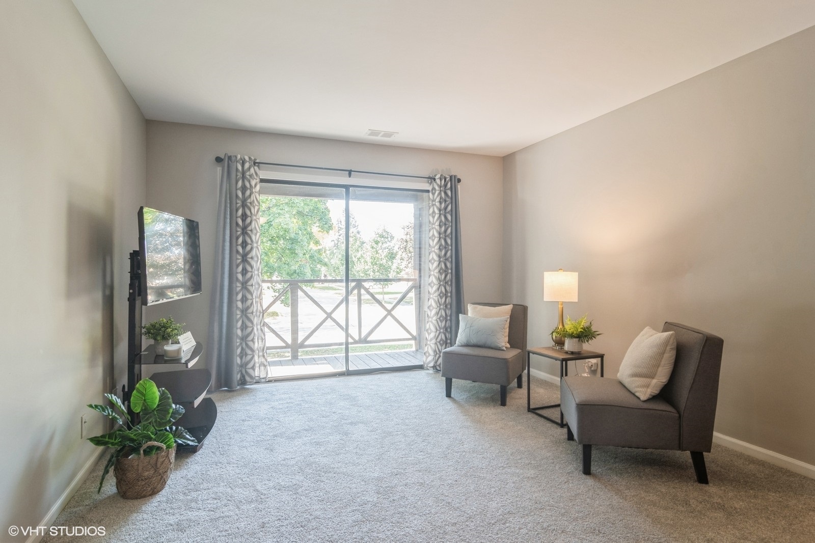 1038 Harbour Court, Unit 2B Wheeling, IL 60090 - Photo 5 of 24