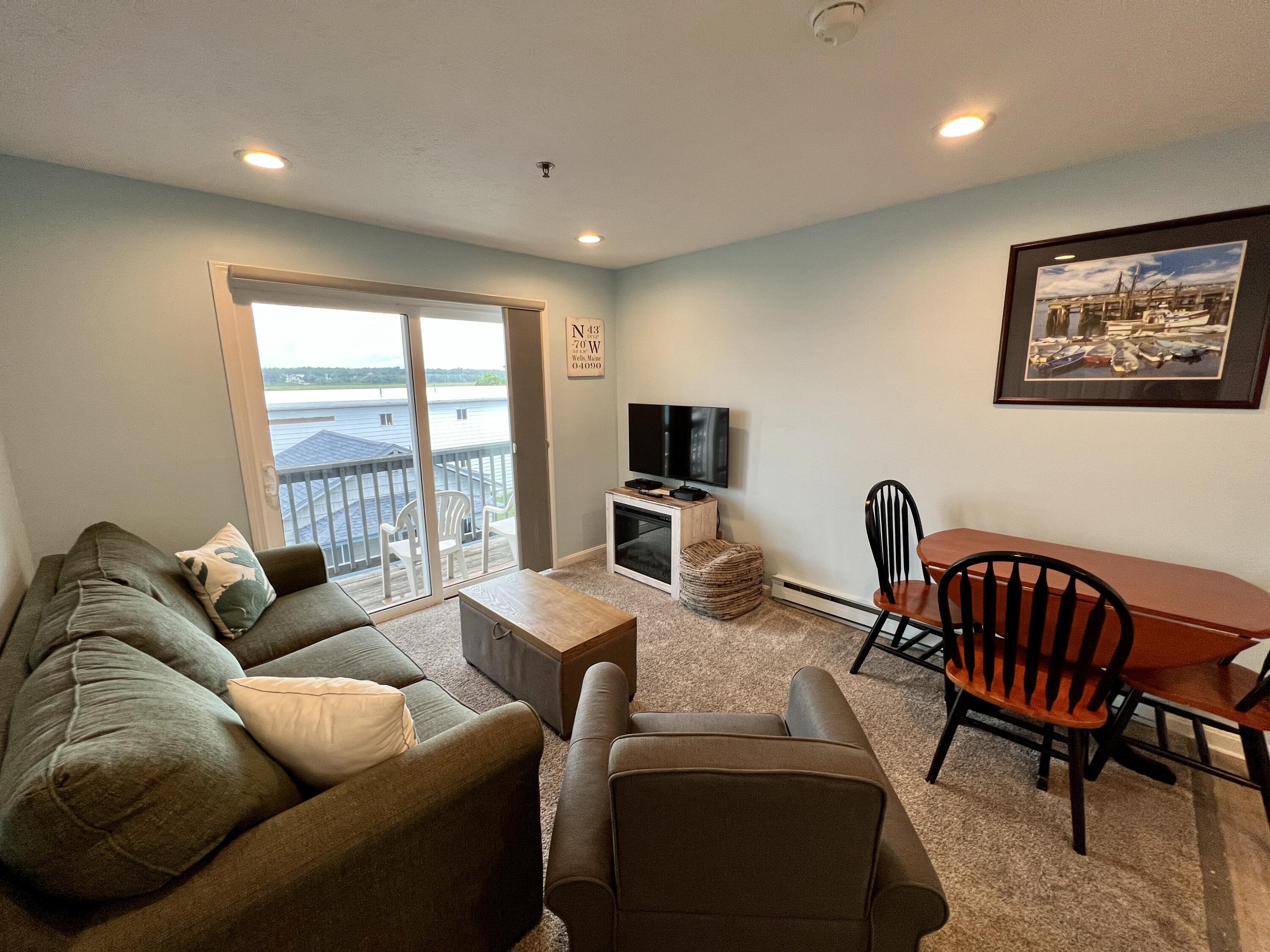 376 Mile Road, Unit 201 Wells, ME 04090 - Photo 17 of 36 IMG-2504