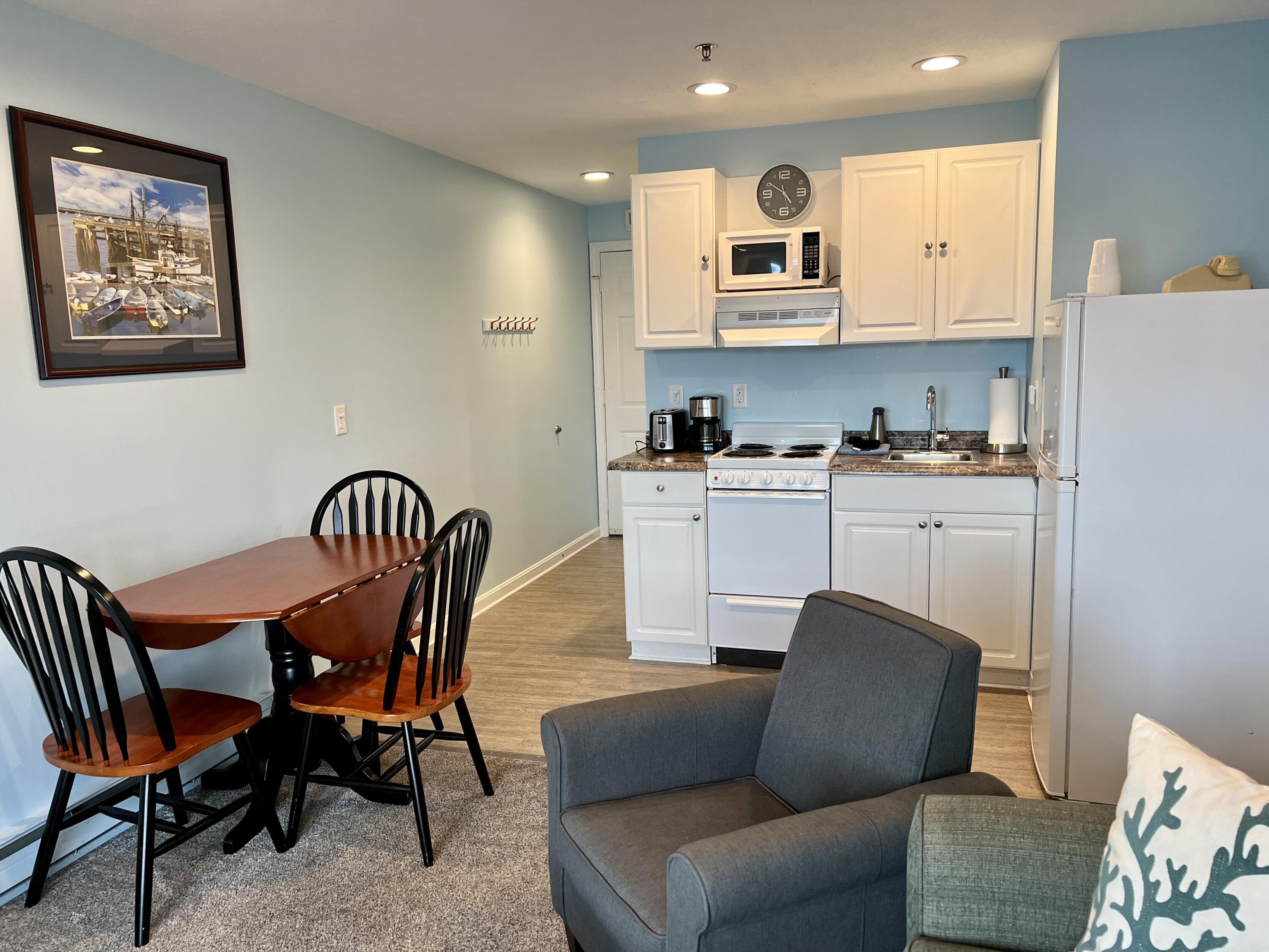 376 Mile Road, Unit 201 Wells, ME 04090 - Photo 3 of 36 Recessed Lighting