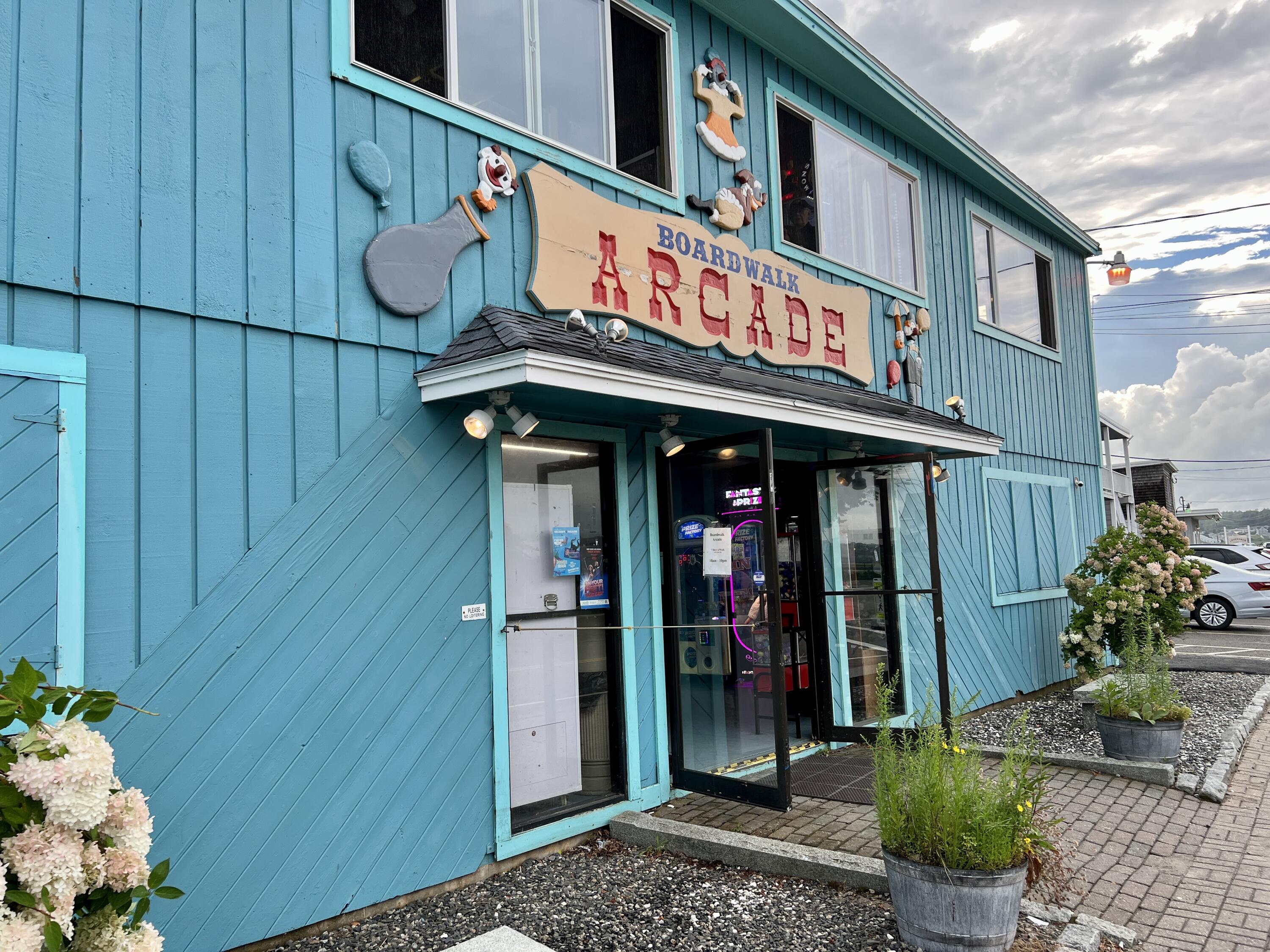 376 Mile Road, Unit 201 Wells, ME 04090 - Photo 34 of 36 Arcade