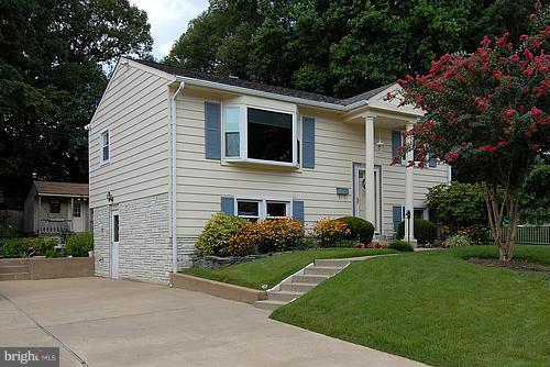 14986 Alaska Road Woodbridge, VA 22191 - Photo 2 of 30 Exterior (General)