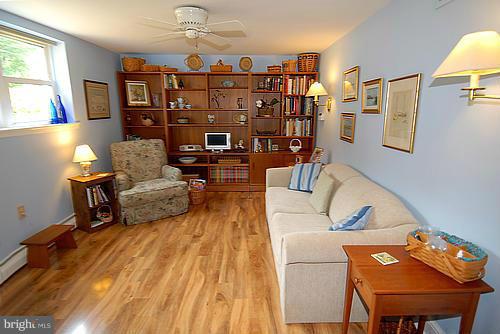 14986 Alaska Road Woodbridge, VA 22191 - Photo 11 of 30 Family Room