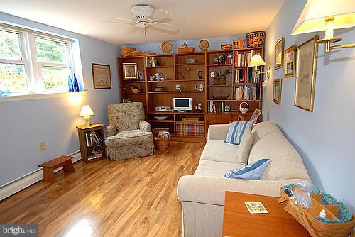 14986 Alaska Road Woodbridge, VA 22191 - Photo 13 of 30 Family Room
