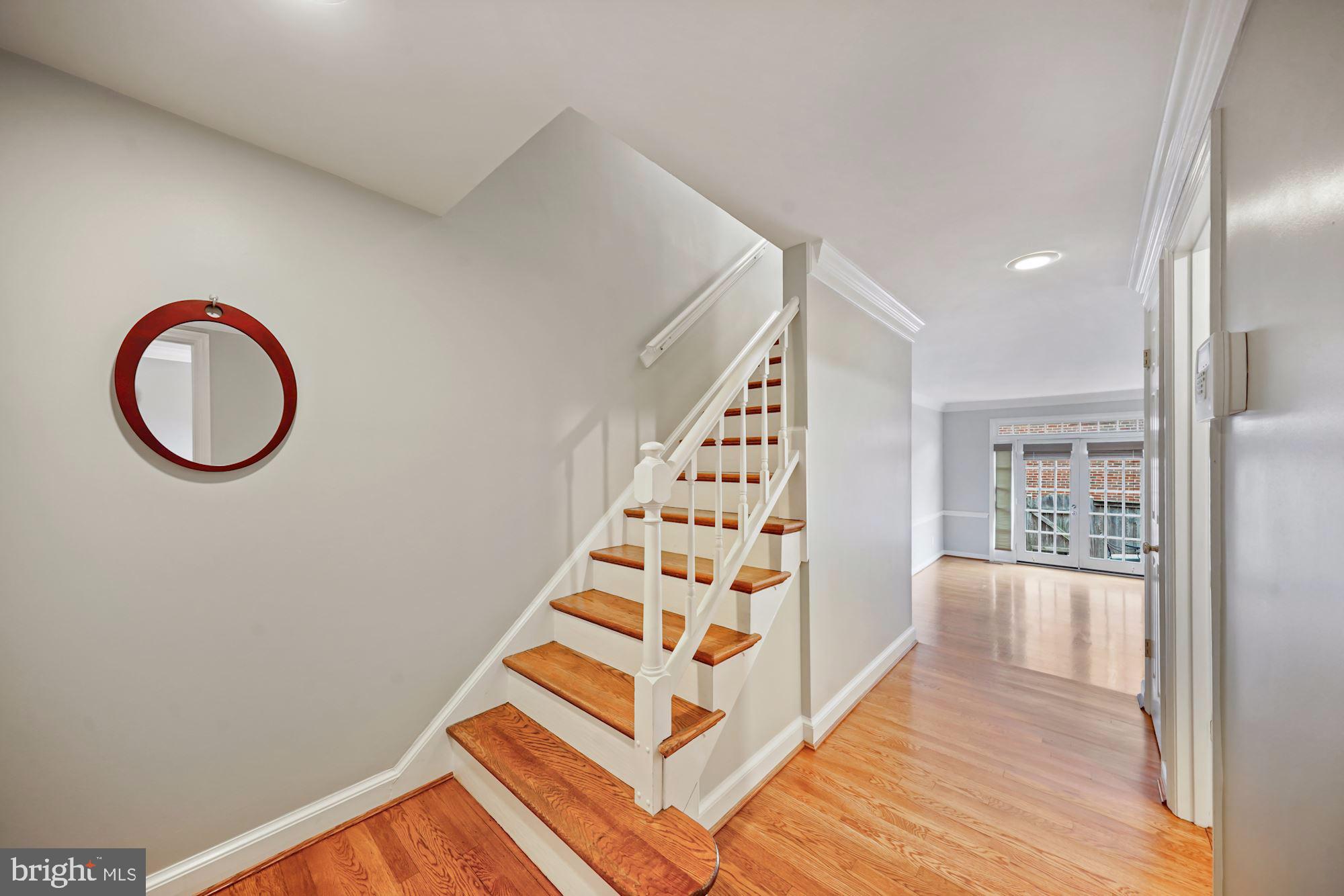1241 Portner Road Alexandria, VA 22314 - Photo 3 of 45