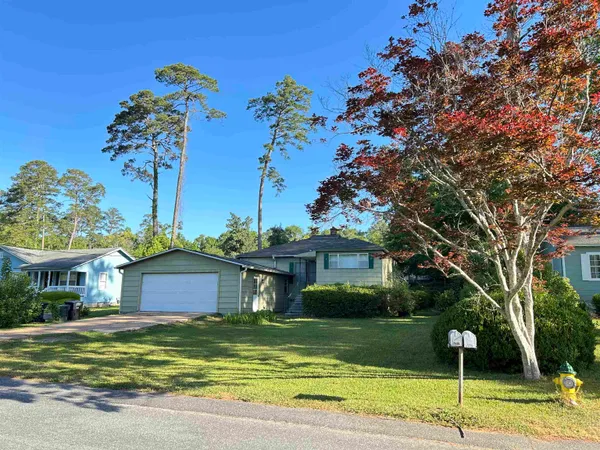 $389,000 | 522 Collins Drive, Tallahassee, FL 32303