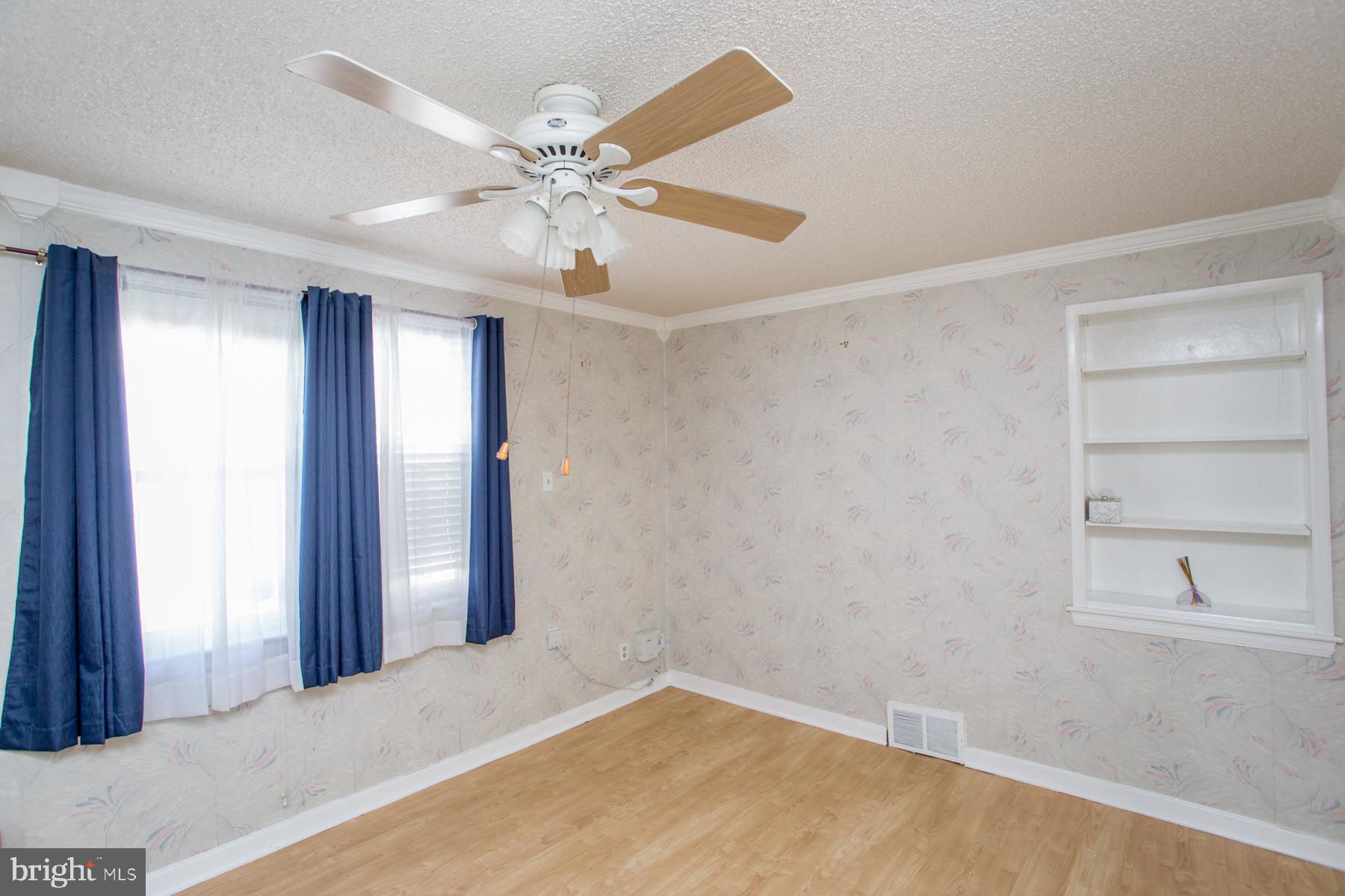 3127 Willits Road Philadelphia, PA 19114 - Photo 4 of 30