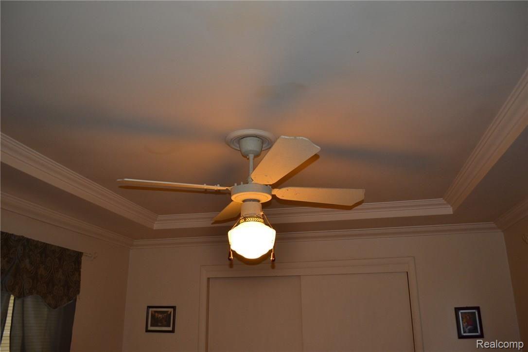 6267 Coldwater Road Flushing, MI 48433 - Photo 13 of 26 DSC_0512.JPG