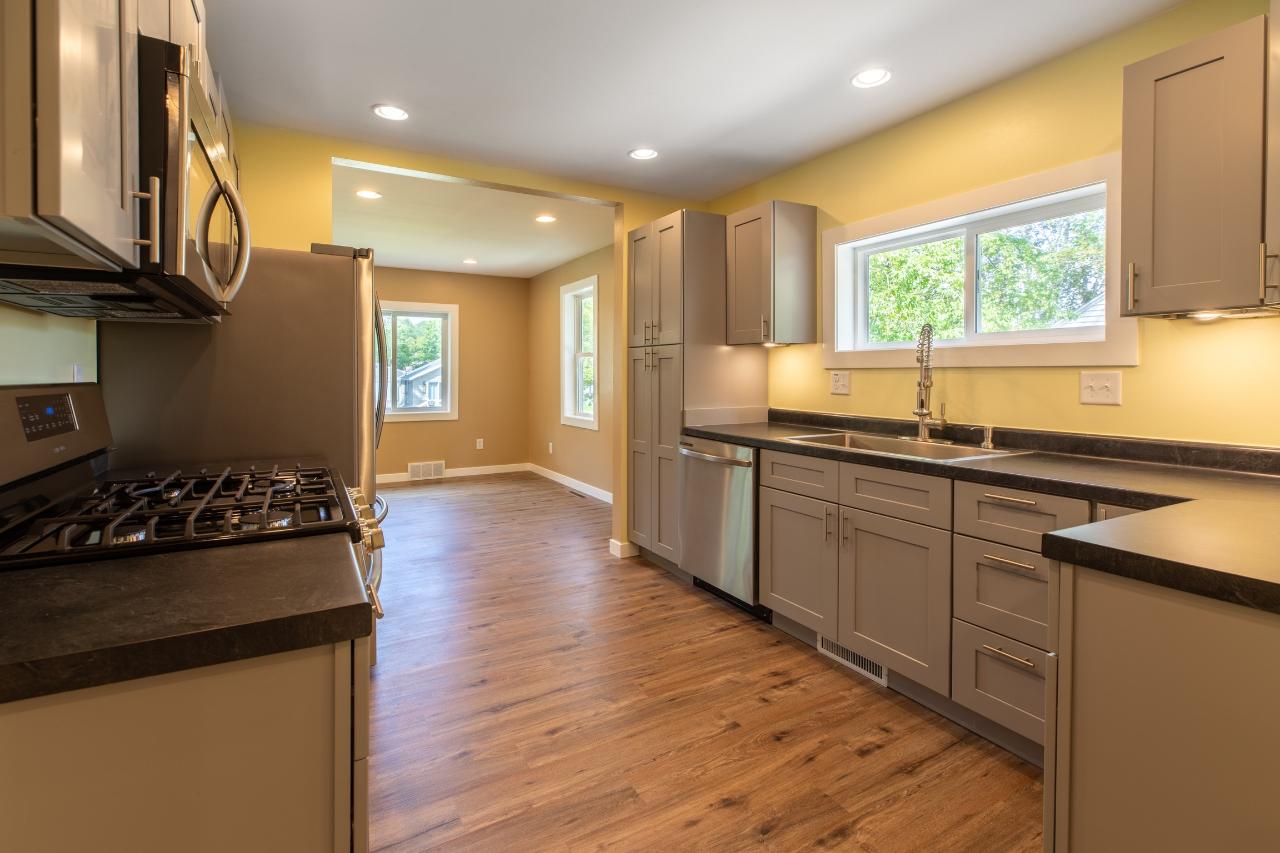 345 Highview Parkway Rhinelander, WI 54501 - Photo 5 of 50 Gallery Image 5