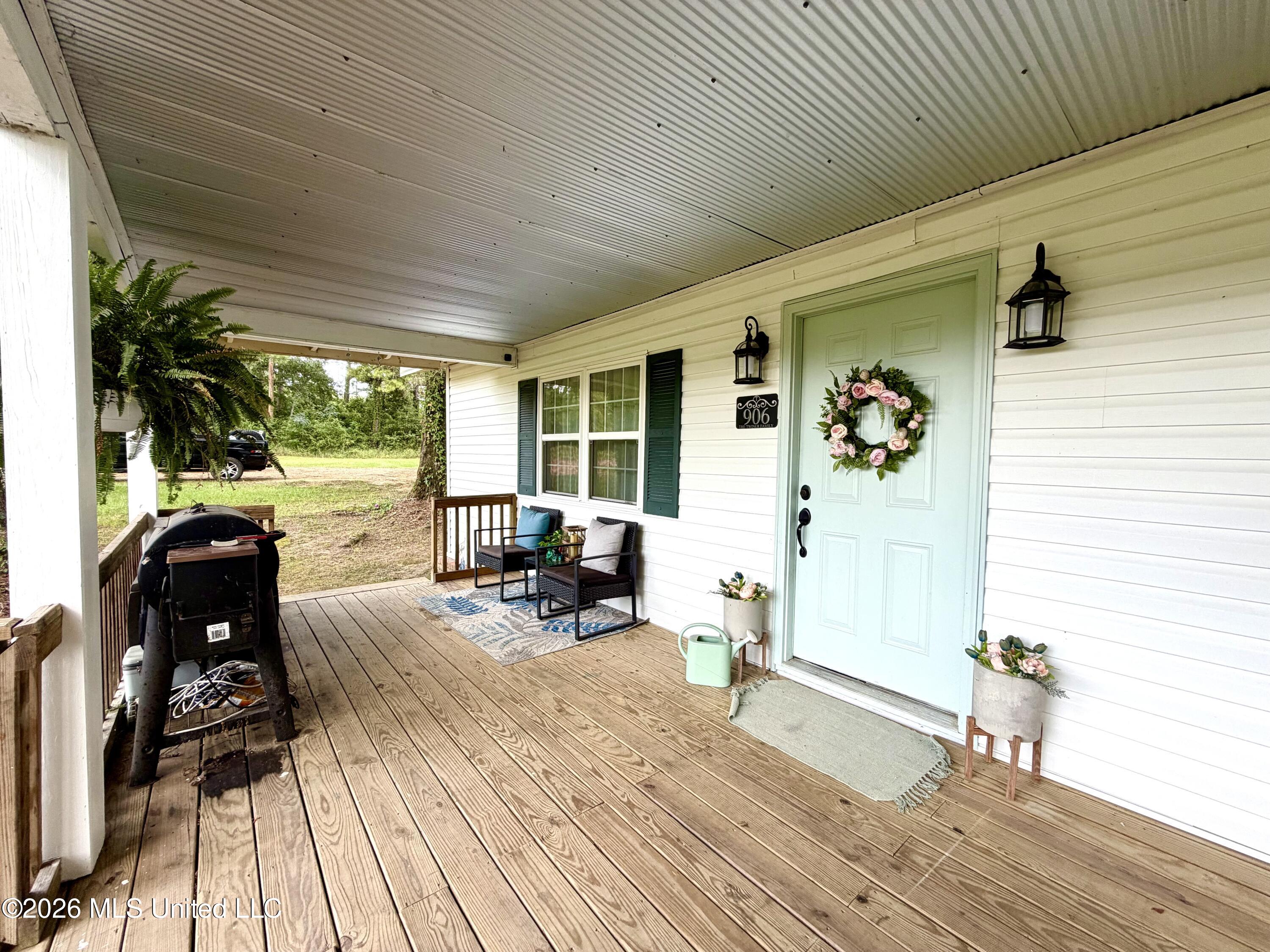 906 Smith Lake Road Northeast Brookhaven, MS 39601 - Photo 7 of 25 IMG_1963
