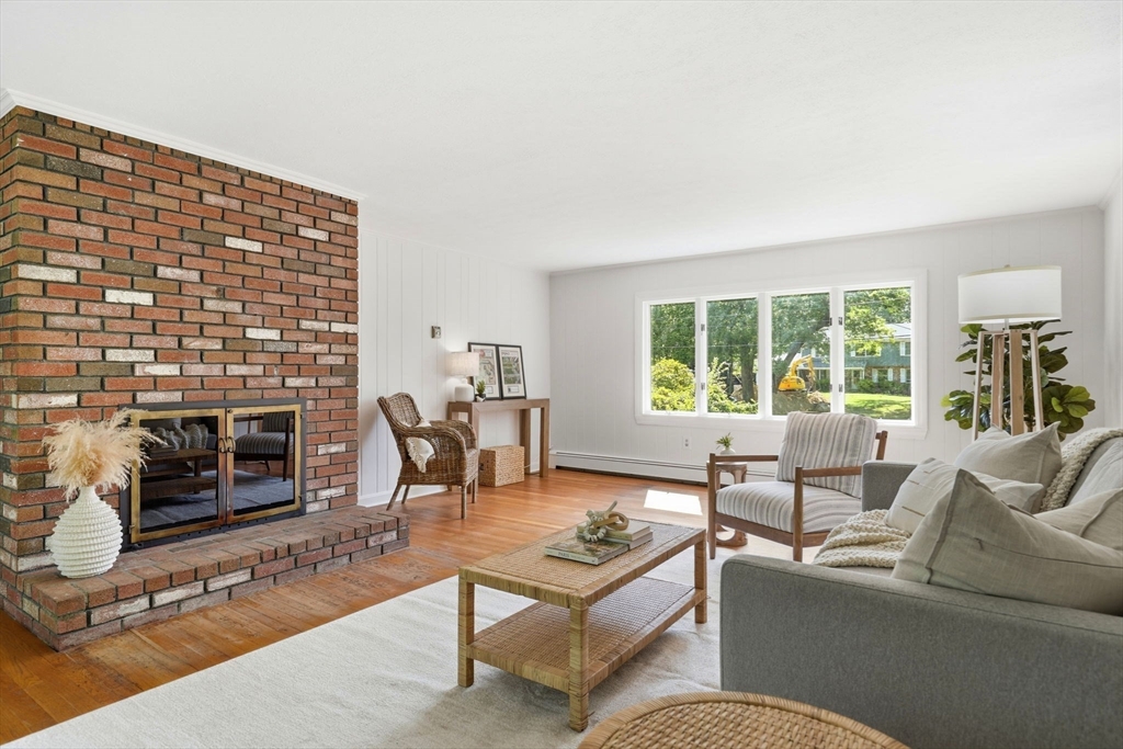 297 Holly Road Marshfield, MA 02050 - Photo 13 of 34