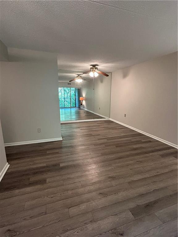 2160 Greentree Road, Unit 400W Pittsburgh, PA 15220 - Photo 14 of 32 Gallery Image 14