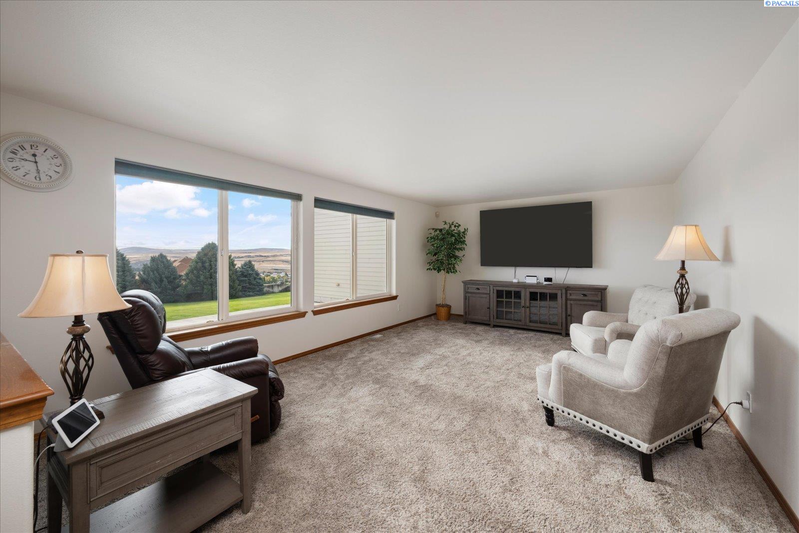 225 Sarah Road Kennewick, WA 99338 - Photo 15 of 50 Gallery Image 15