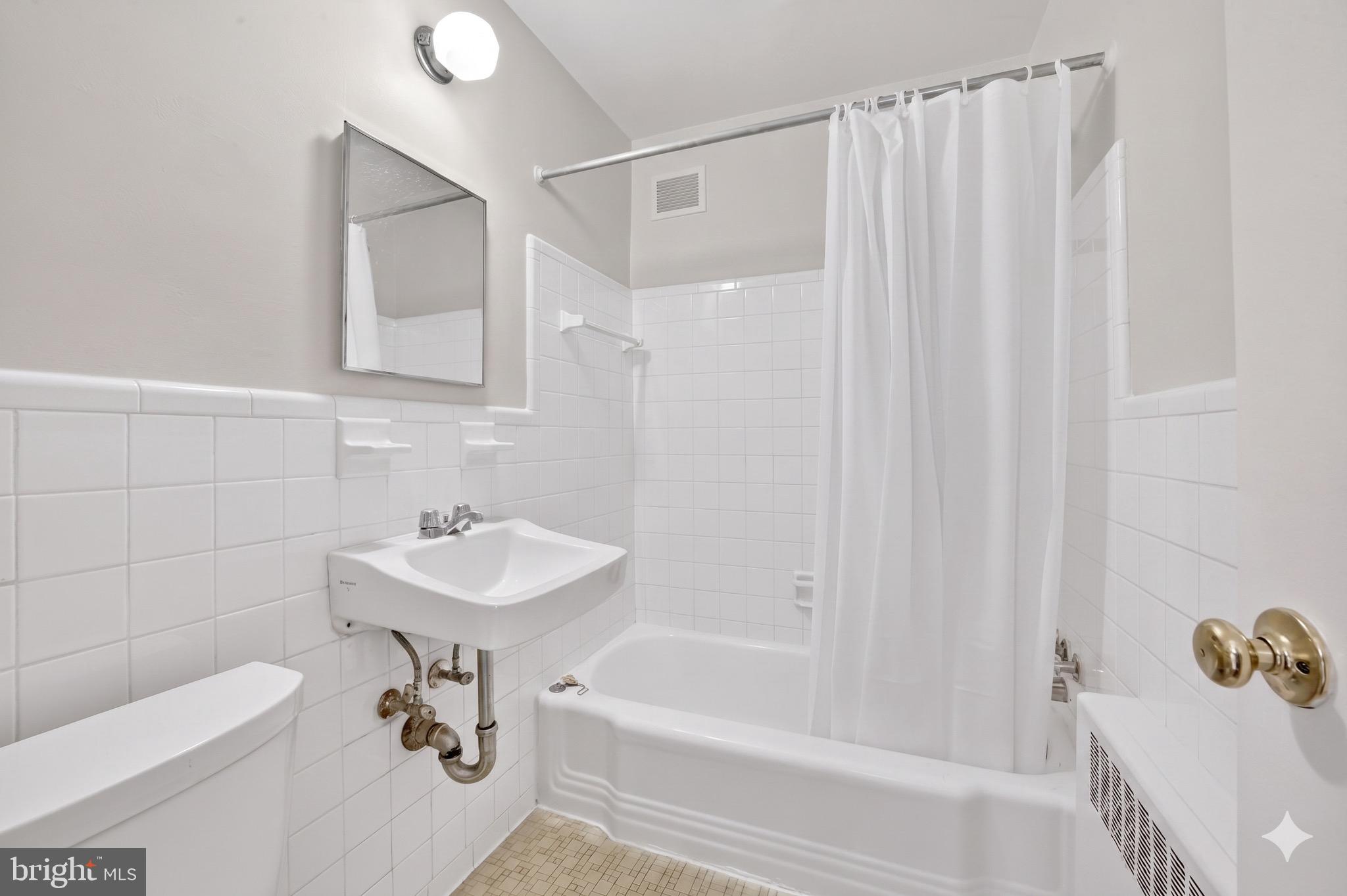 1010 G Street Northeast, Unit 305 Washington, DC 20002 - Photo 10 of 14