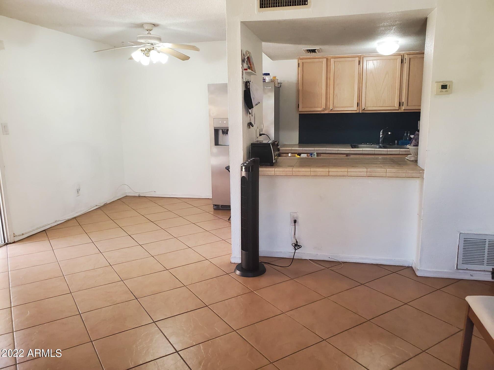4710 East Broadway Road Phoenix, AZ 85040 - Photo 6 of 21 284291874_407912864549337_15251259876086