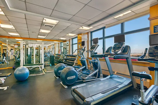 $626,000 | 340 East 93rd Street, Unit 29I | Upper East Side